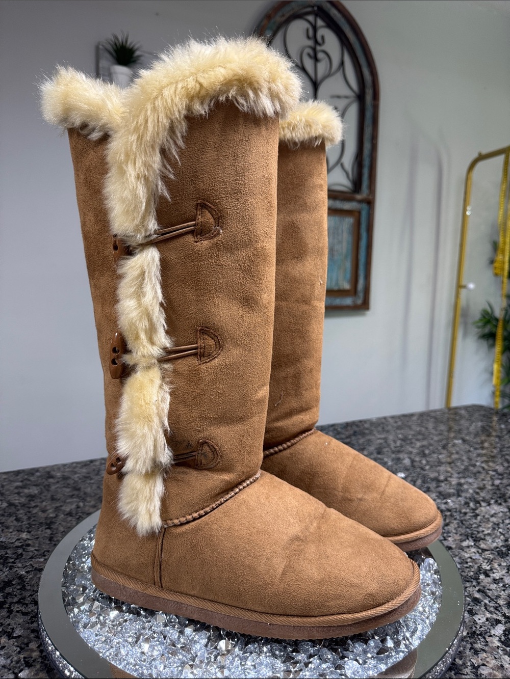 JustFab Chestnut Faux-Fur Trim Tall Winter Boots EUC 10
